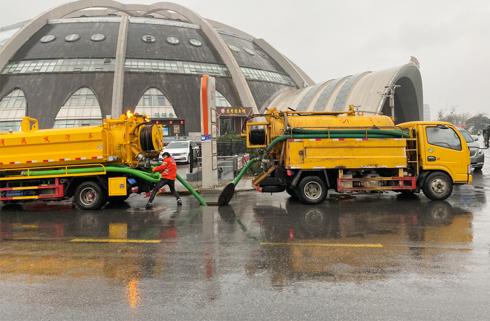爱达商场管道清淤